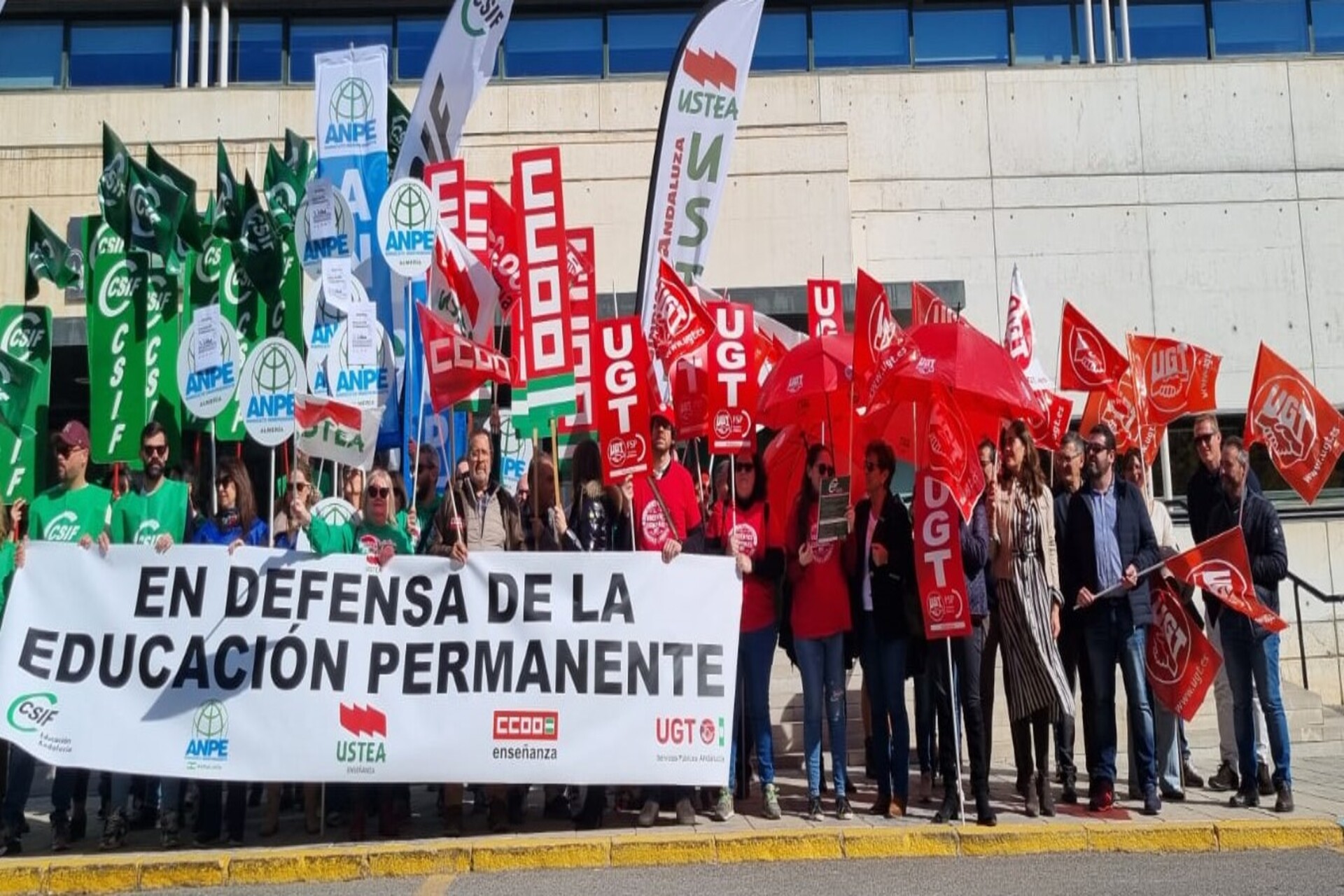Los sindicatos de la Mesa Sectorial de Educación reclaman una verdadera negociación en relación al Proyecto de Decreto 36/2007 que modificará las plantillas de los Centros de Educación Permanente en Andalucía