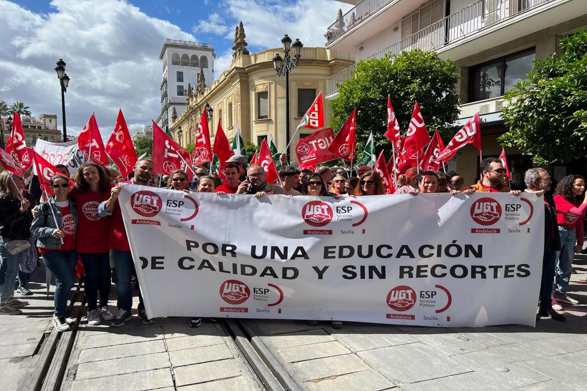 UGT por la dignificación de la profesión docente