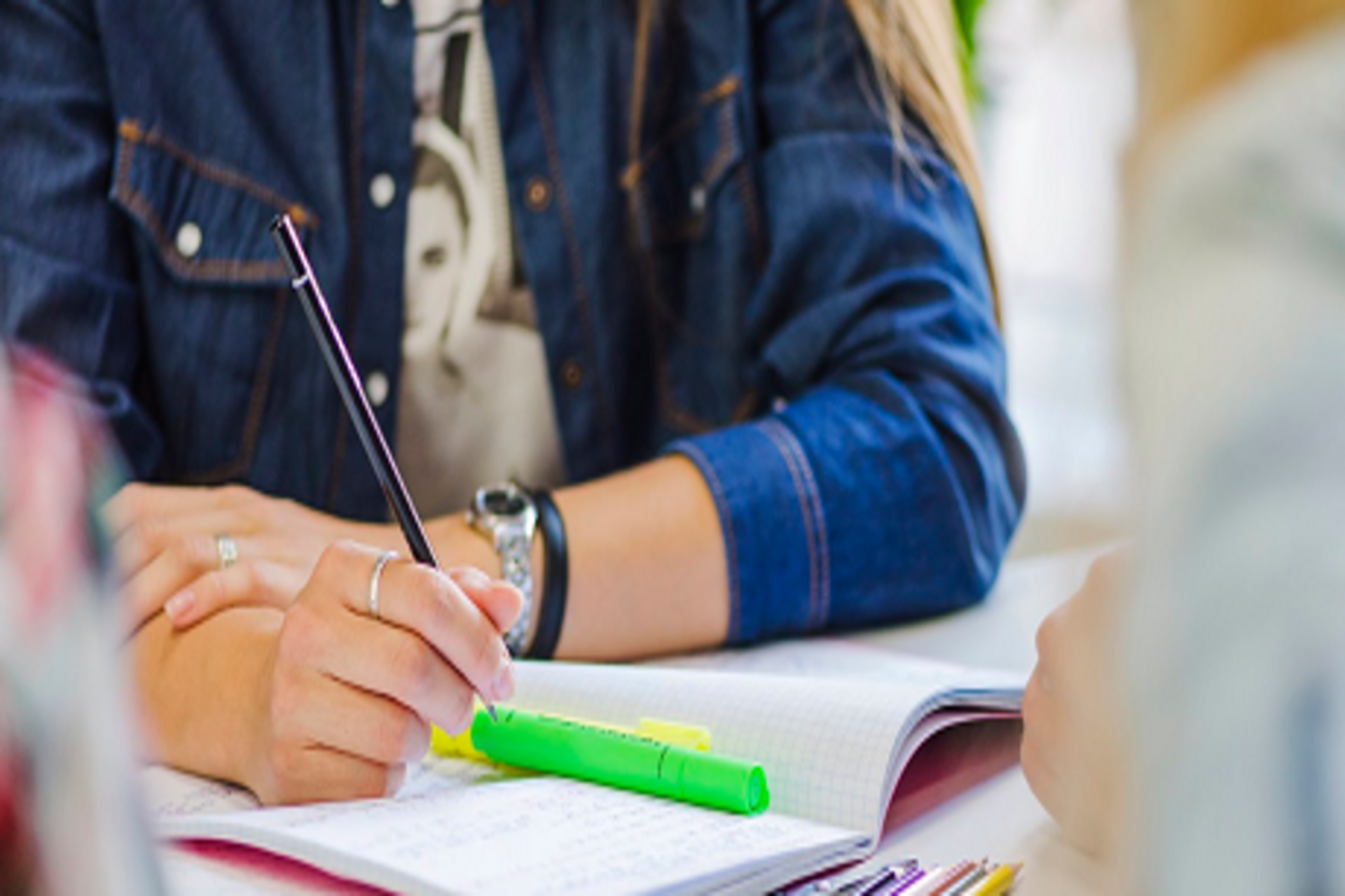 Movilizaciones este martes en las ocho provincias contra el desmantelamiento de los centros de Educación Permanente